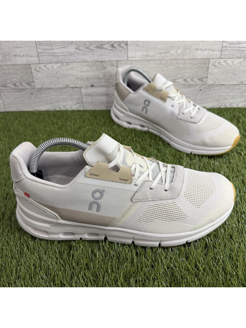 On Cloudrift 1 Running Style Trainers Women's Size 10 US 87.98446 White Shoes